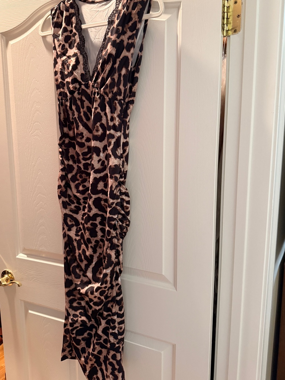 Leopard Print Sleeveless V-Neck midi/Maxi Dress - Brown/Black